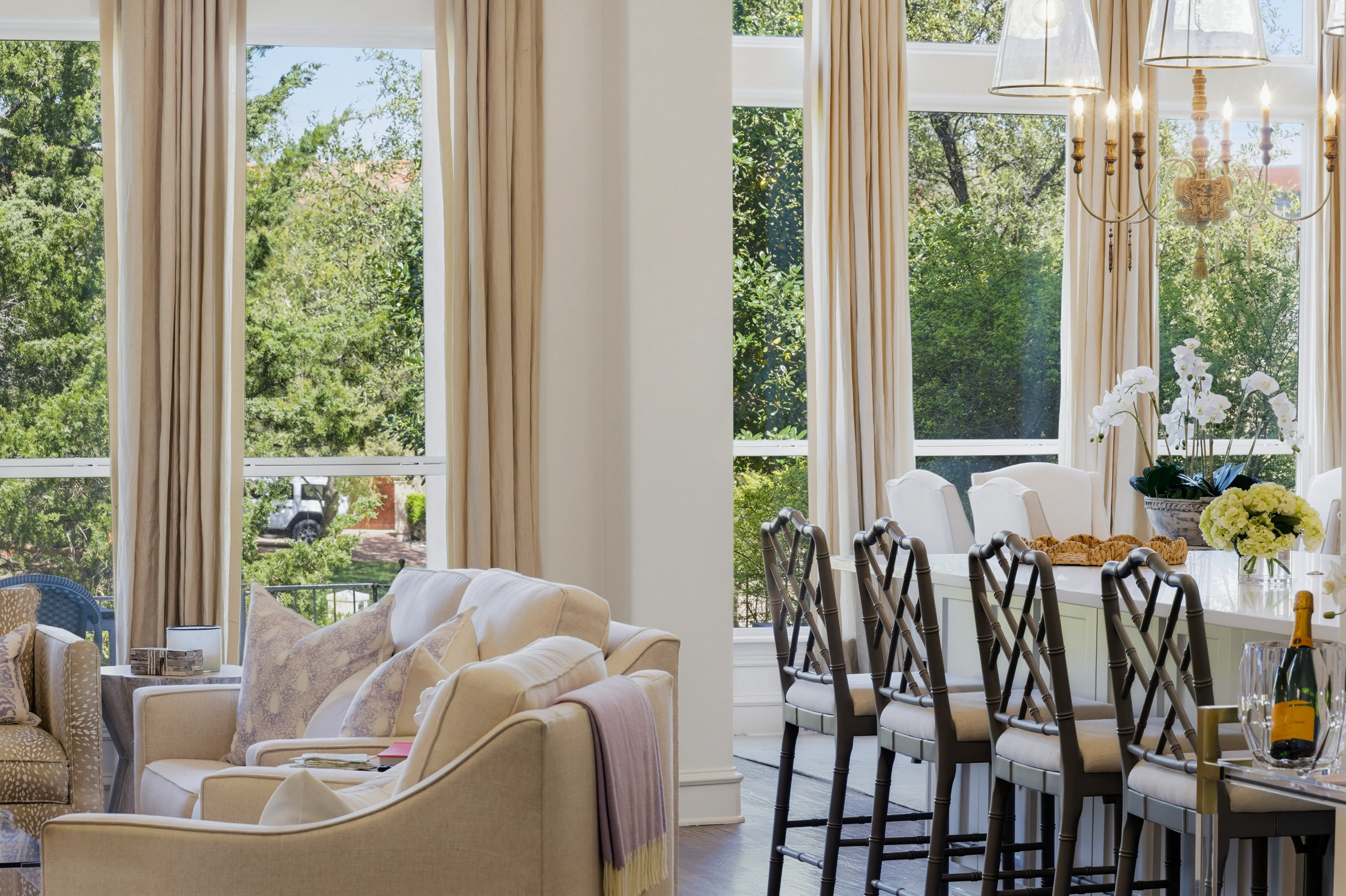 Dining room tight